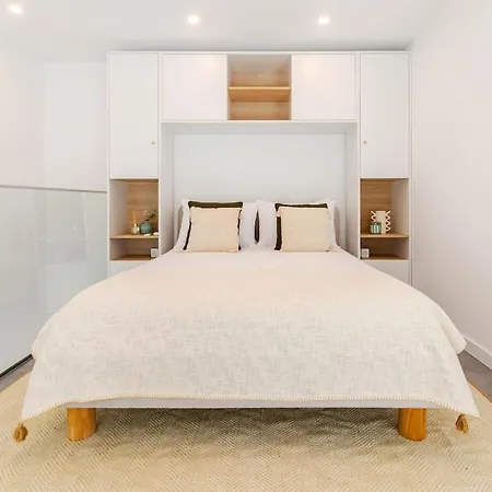 Iconic White Loft - Avenida * Aveiro