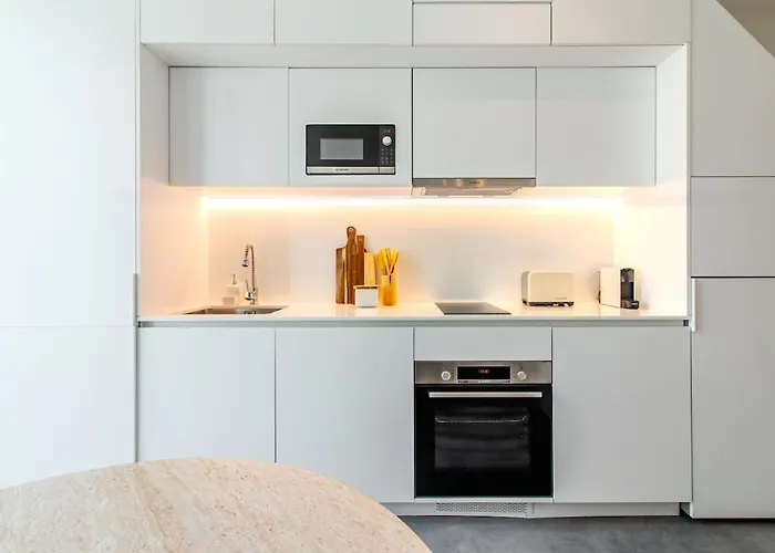 아파트 Iconic White Loft - Avenida