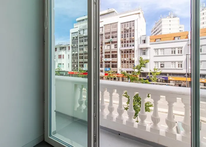 아파트 Iconic White Loft - Avenida 아베이루
