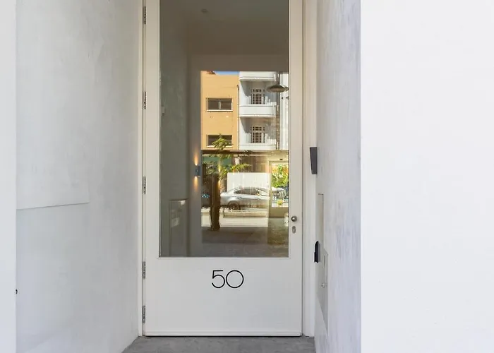 Iconic White Loft - Avenida 아파트 *